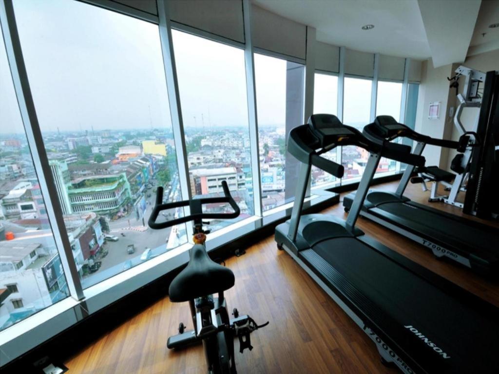 Hermes Palace Hotel Medan Exterior foto
